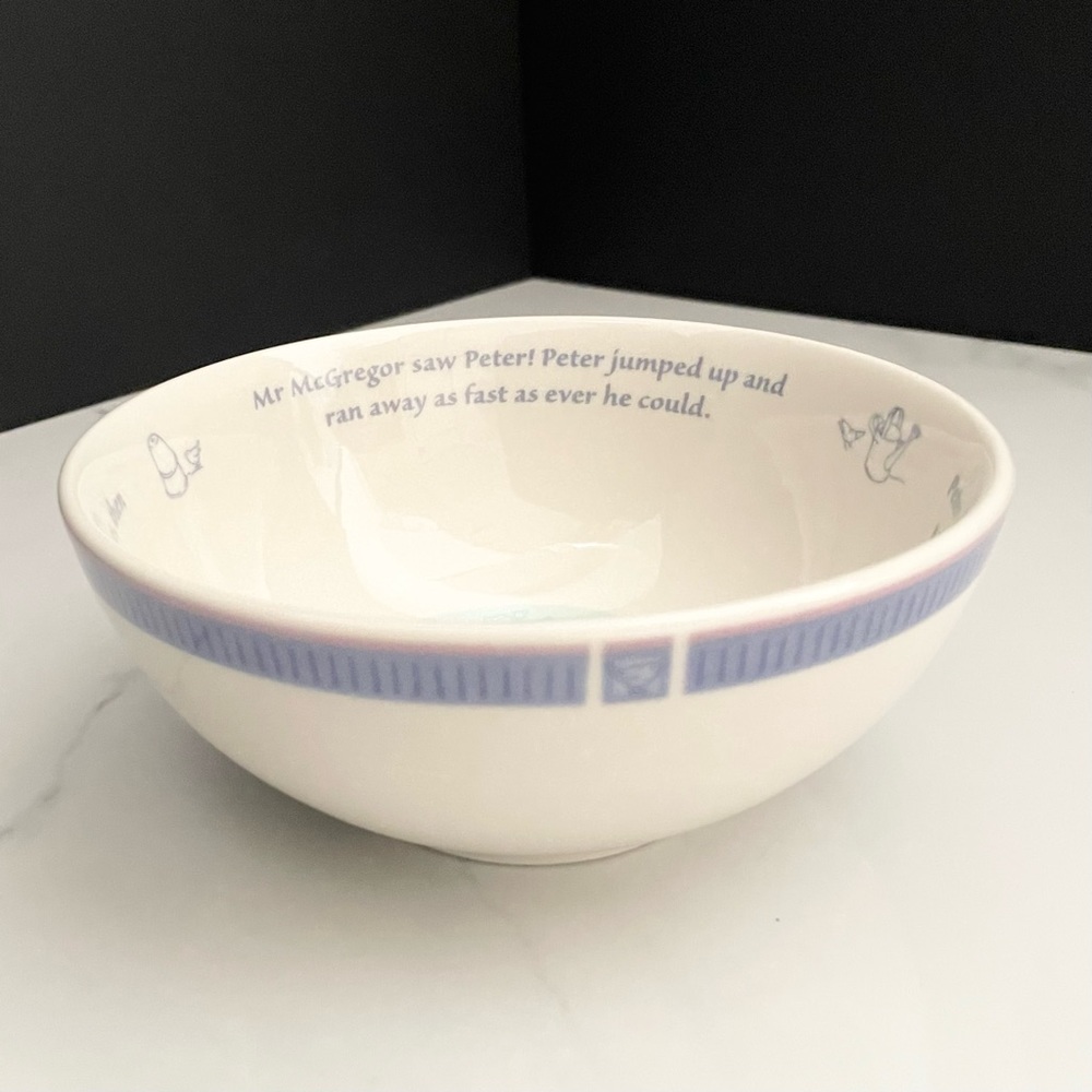 Peter Rabbit Bowl by Wedgwood - Picture 2 of 6